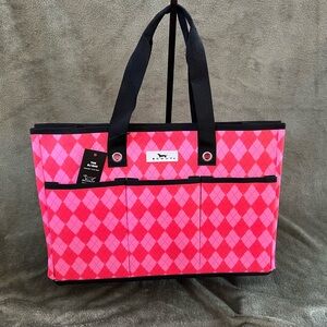 Scout BJ Pocket Tote Bag in Pink/Red Triangles